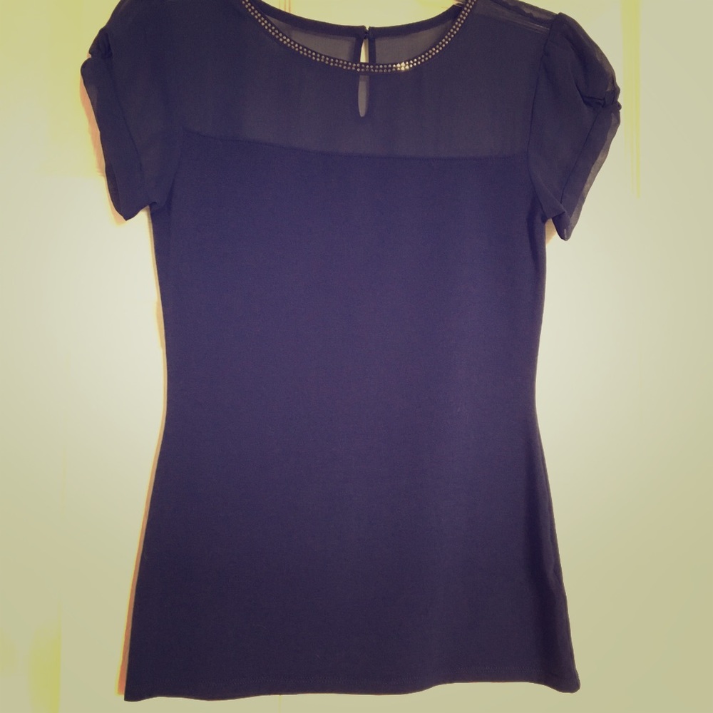 NWOT EXPRESS NAVY BLUE EMBELLISHED NECK TOP XS